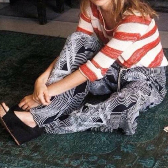 Optic Pallazo Pants - Picture 5 of 7